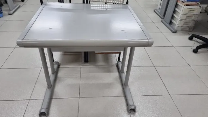 Mesa de apoio para escritório