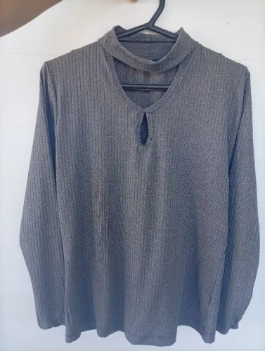 Blusa feminina canelada gola alta COM recorte