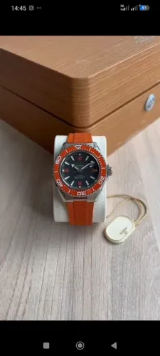 ÔMEGA SEMAMASTER PLANET OCEAN 600/ PULSEIRA LARANJA/ SC