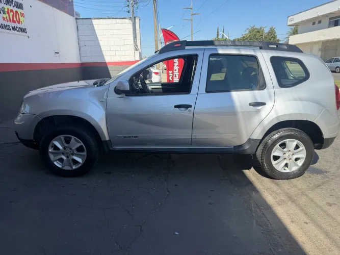 Renault Duster Expression 1.6 Hi-flex 16V Mec. 2016