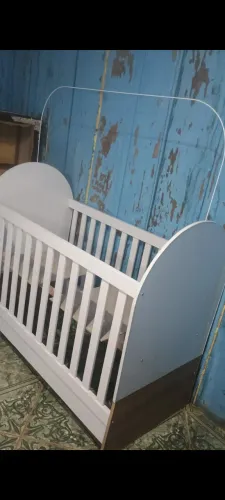 Berço e colchão novinho usado nenhum mês