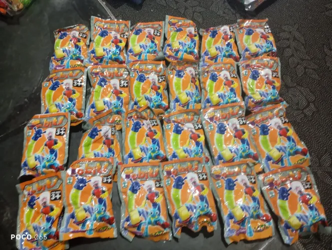 23 Pacotinhos lacrados coleção robits revista recreio
