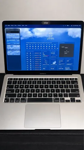 MacBook Air A2337