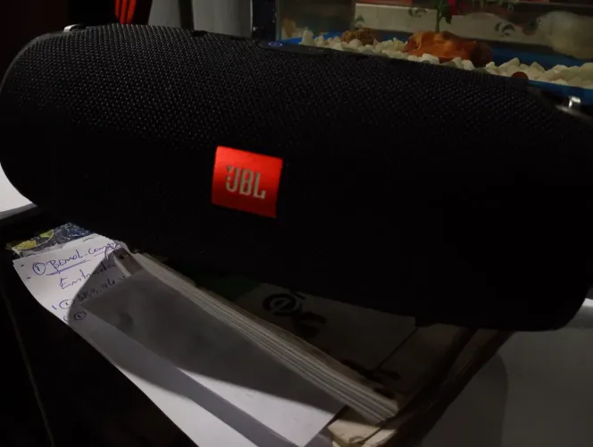 Vendo minha JBL xtreme ótima p suas resenhas