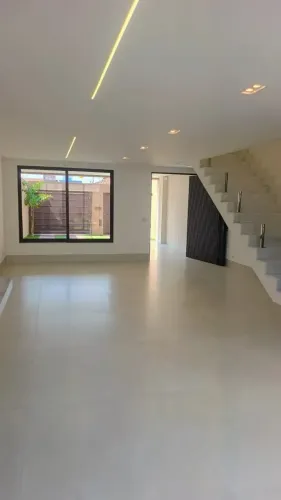 SOBRADO NOVO JD AMÉRICA ALTO PADRÃO 3 SUÍTE PLENAS PORCELANATO ESQUADRIAS PICINA QUINTAL F