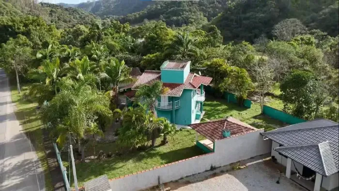 Casa sítio em Águas Mornas