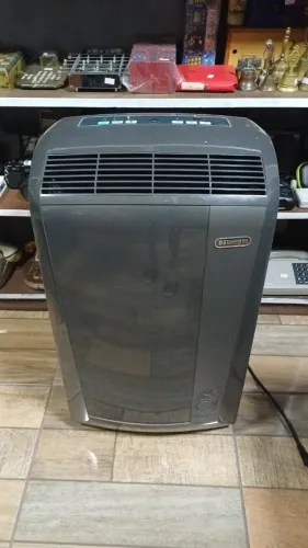 Ar-condicionado Portátil DeLonghi Pinguino