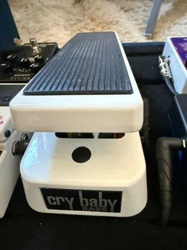 Pedal Dunlop Cry Baby Bass Wah 105q