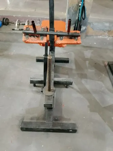 Aparelho de musculação..
