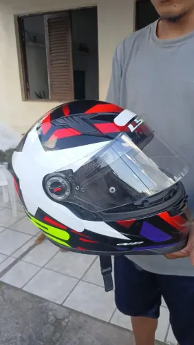 Capacete ls2