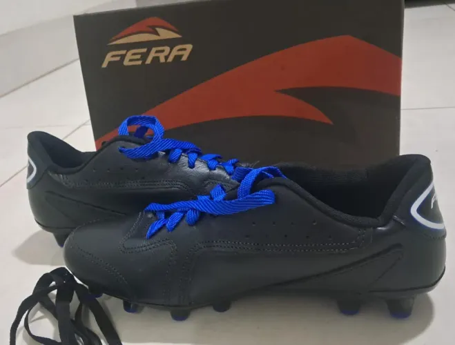 Chuteira futsal número 38
