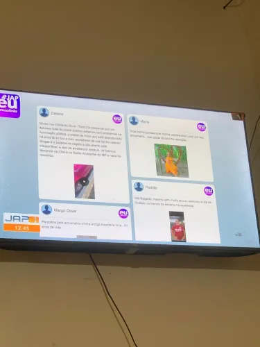 Vende-se Tv Tcl 42 polegadas