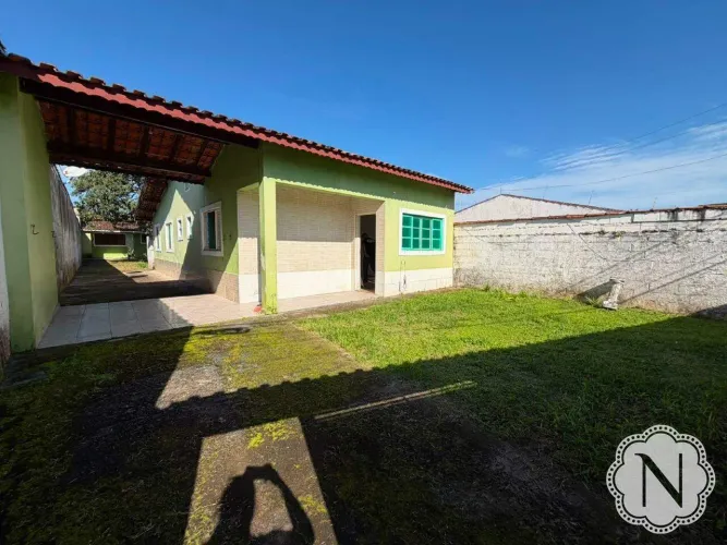 Casa à venda com 3 quartos no bairro Campos Elíseos