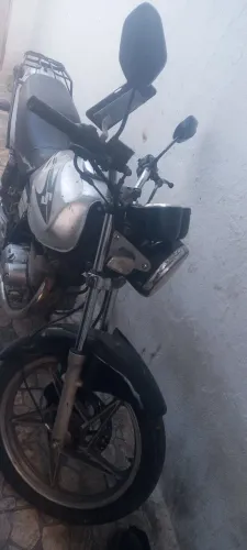 Vendo moto suzuki en 125cc Yves 2008