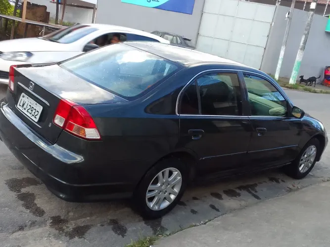 Honda Civic Sedan LX 1.7 16V 115cv Mec. 4P 2005