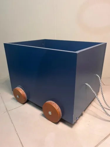 Baú de Brinquedos em Formato de Carrinho - Azul Marinho
