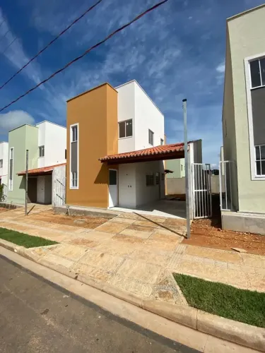 Cond. Jardins Di Roma (Casas na Zona Leste) - Amc Imobiliária
