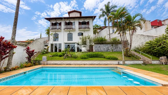Casa 4 quartos - Parque Imperial