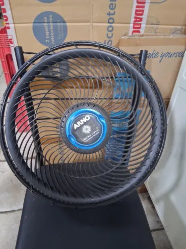 Grade dianteira de ventilador Arno
