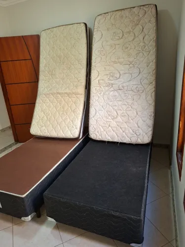 Duas Camas de solteiro 