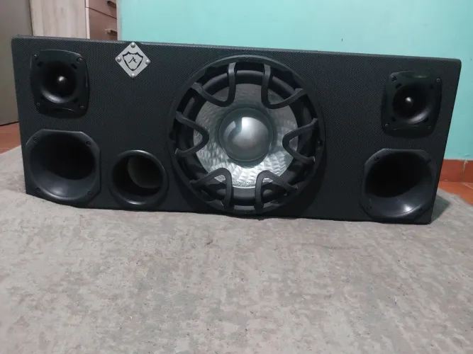 Caixa selada mais potencia BANDA 4.8