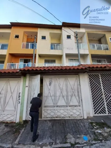 Casa com 4 dormitórios, sendo 2 suítes para alugar, 300 m² por R$ 3.000,00 - Jardim do Pap