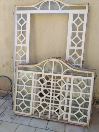 Esquadrias, porta e janela