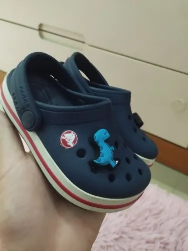 Crocs azul bebê 