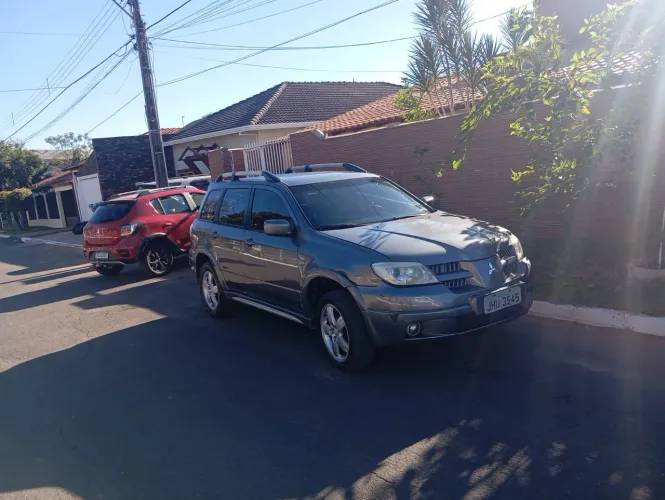 Mitsubishi Airtrek 2.4 16V 163cv/ 136cv 4X4 5P Aut. 2008