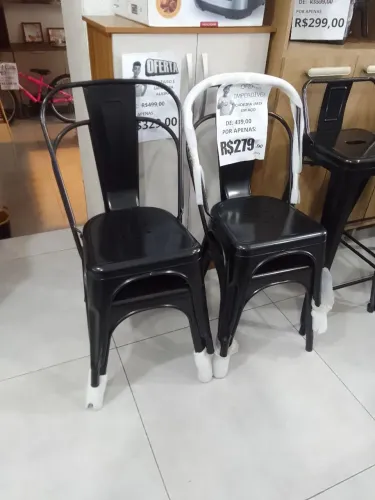 Cadeira umix em aço 