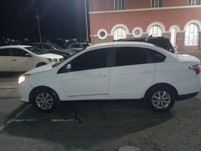 Fiat Grand Siena Tetrafuel 1.4 EVO F. Flex 8V 2015