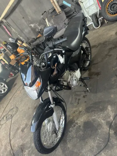 Vendo titain ks 150