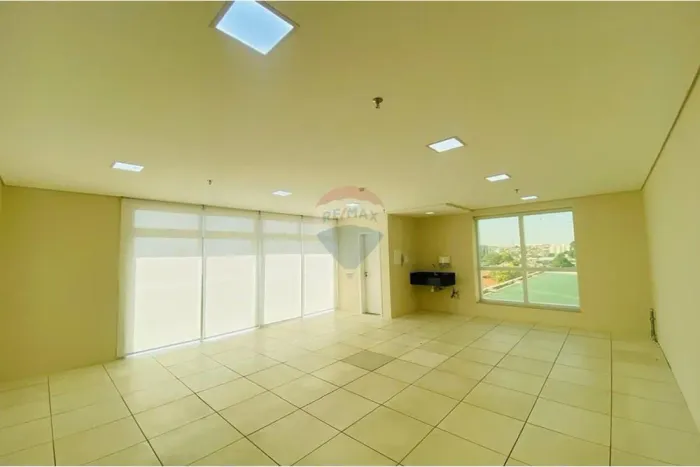 Sala comercial para locação.