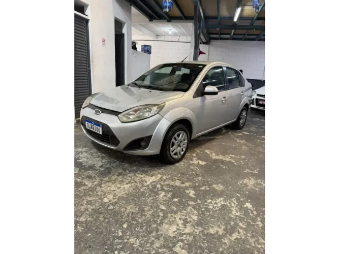 Ford Fiesta Sedan 1.6 16V Flex Mec. 2013
