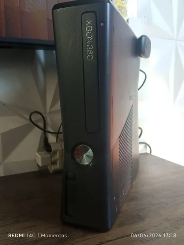 Xbox 360 com HD externo com mais de 100 jogos