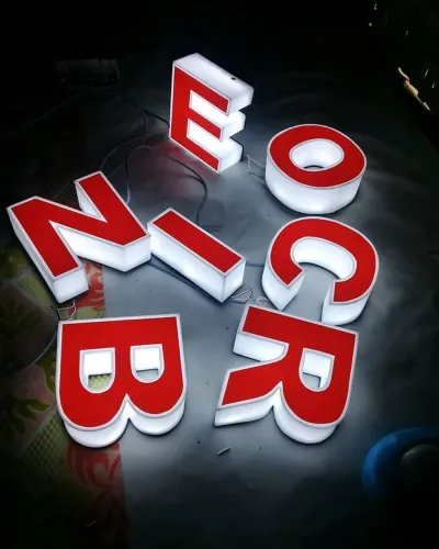 LETREIROS 3D/LETRAS CAIXA