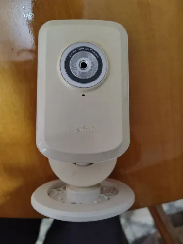 Câmera de monitoramento DLINK IP 930L wi-fi cabo
