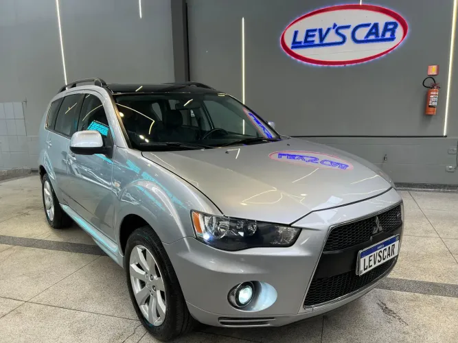 Mitsubishi Outlander 3.0/ GT 3.0 V6 Aut. 2013