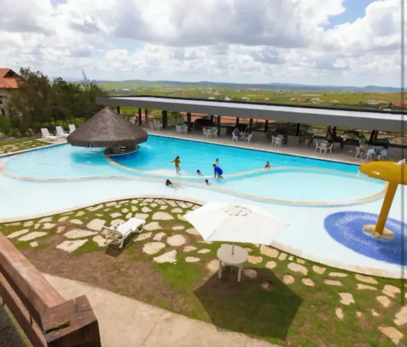 Flat no modulo 6 perto da piscina no monte castelo por 220 mil