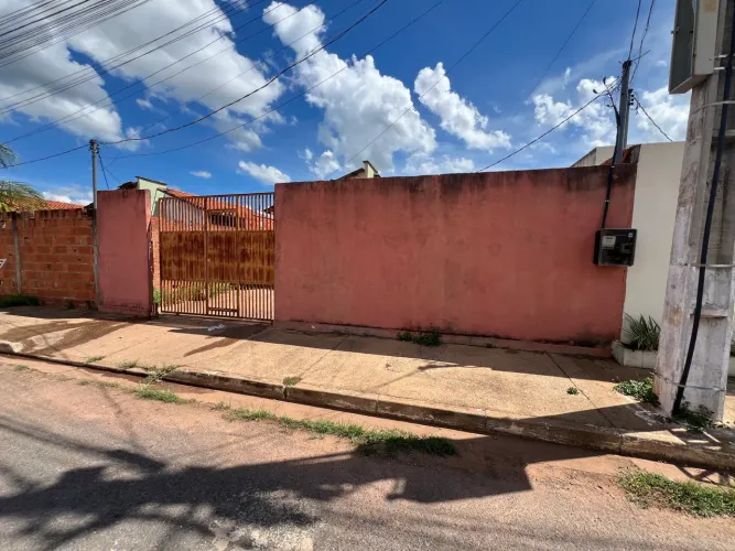 Casa em Várzea Grande 