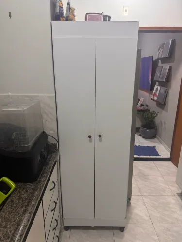 Armário multiuso