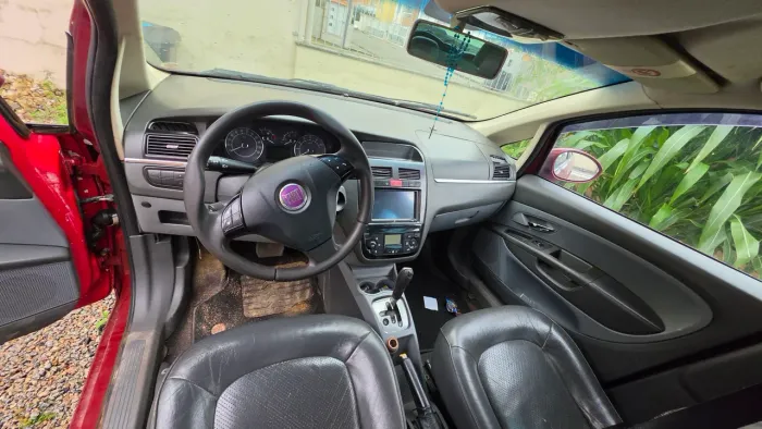 Fiat Linea Absolute 1.9/1.8 Flex Dualogic 4P 2010