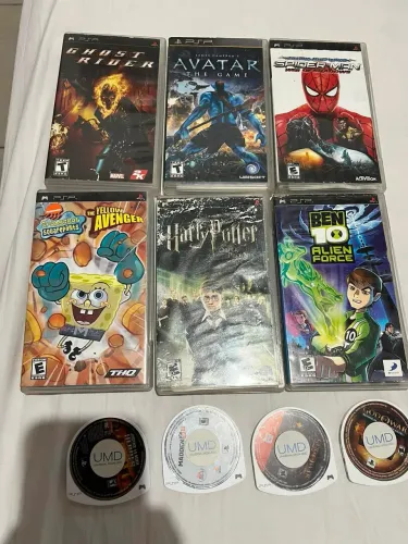 Lote 26 jogos de PSP