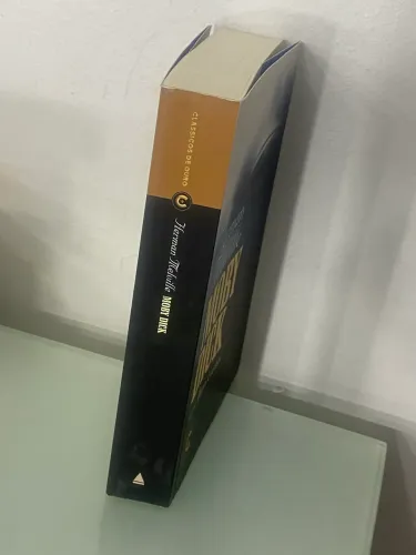 Livro Moby Dick - Herman Melville