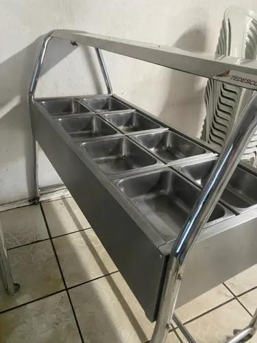 Cuba de manter alimentos quentes 