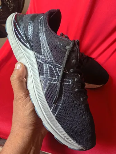 Tênis Asics Gel-Excite 8 Masculino - Preto+Branc, tamanho 44, revitalizado.<br>