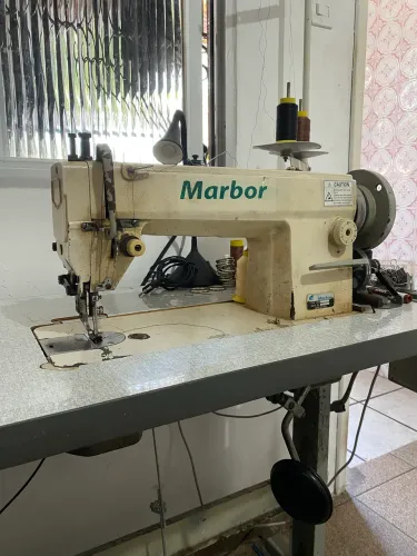 Máquina de costura transporte duplo eletrônica