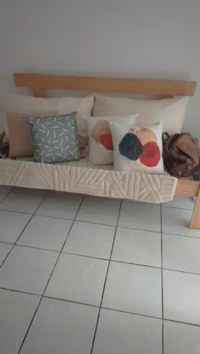 Vendo um sofá de Pinho 