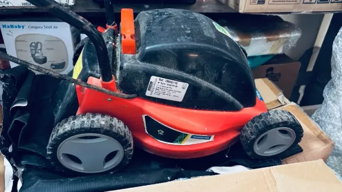 Cortador de Grama Elétrico 1300W com coletor Tramontina - Alta Performance e Facilidade