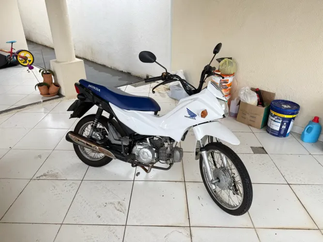 VENDO POP110 ESTADO DE NOVA